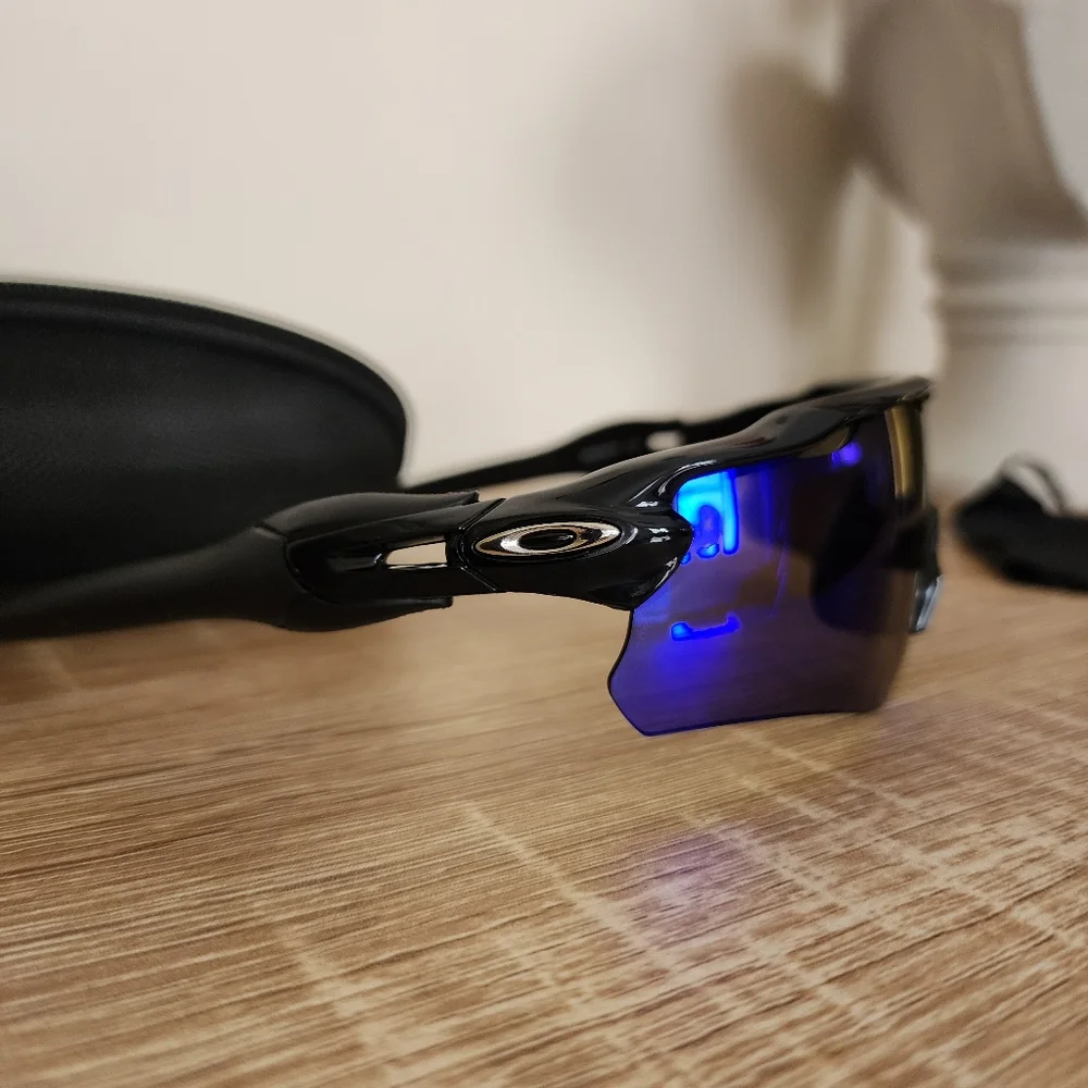 Oakley Radar‎ ev path